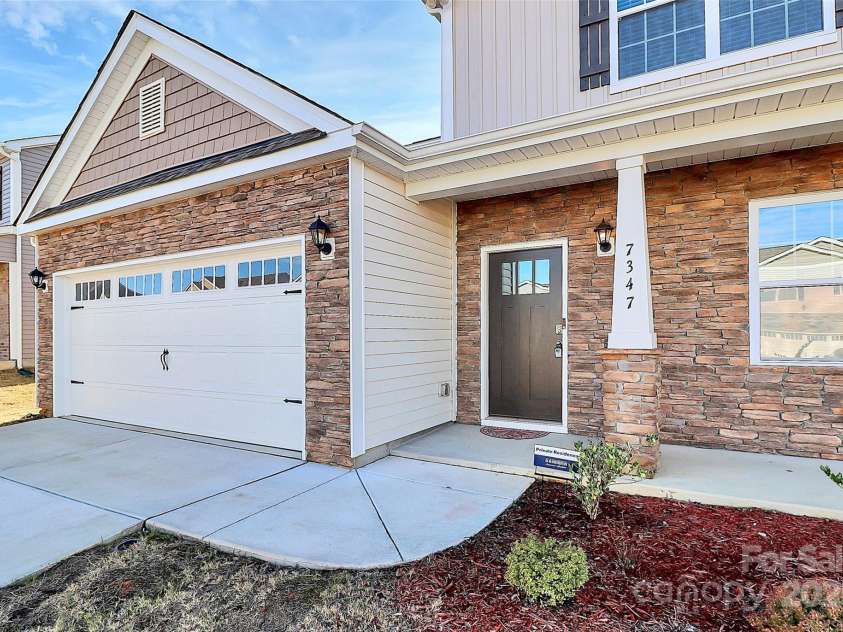 7347 Teague Drive, Gastonia, NC 28056.  MLS# CAR4331539, YatesRealty ID 2714. 