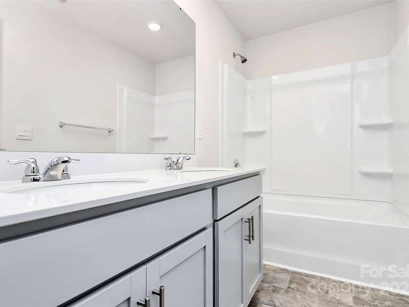 7347 Teague Drive, Gastonia, NC 28056.  MLS# CAR4331539, YatesRealty ID 2714. 