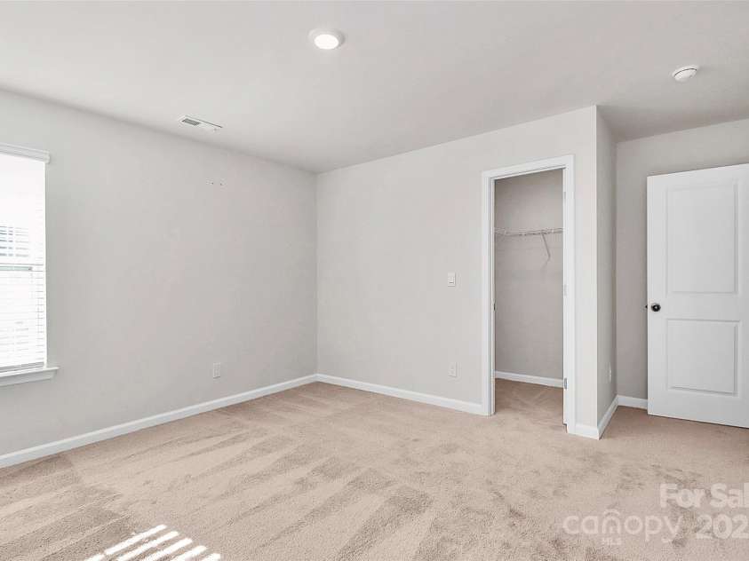7347 Teague Drive, Gastonia, NC 28056.  MLS# CAR4331539, YatesRealty ID 2714. 