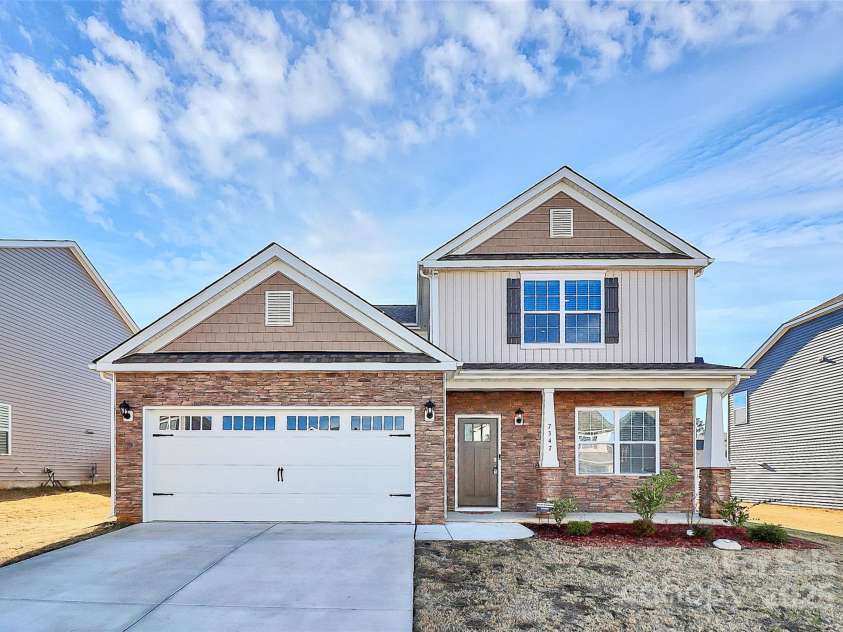 7347 Teague Drive, Gastonia, NC 28056.  MLS# CAR4331539, YatesRealty ID 2714. 