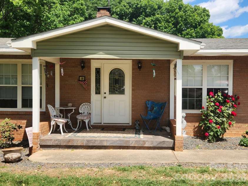 44446 Field Road, New London, NC 28127.  MLS# CAR4373359, YatesRealty ID 27140. 