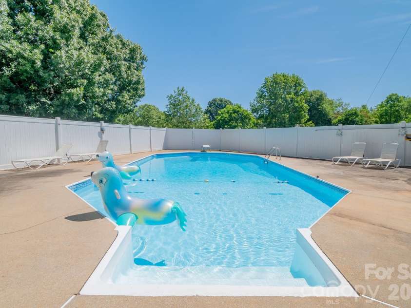 44446 Field Road, New London, NC 28127.  MLS# CAR4373359, YatesRealty ID 27140. 