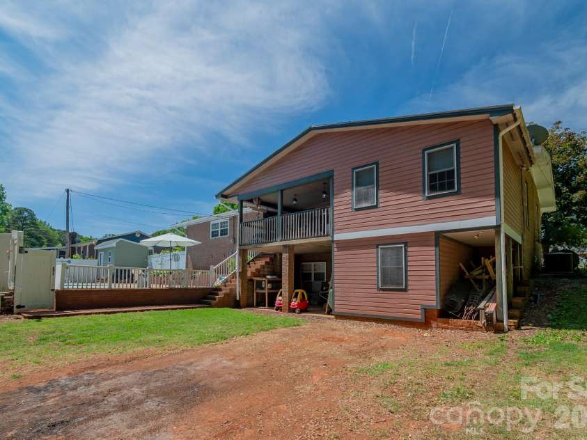 44446 Field Road, New London, NC 28127.  MLS# CAR4373359, YatesRealty ID 27140. 