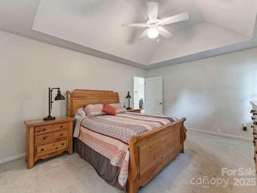 901 Brighton Drive, Kannapolis, NC 28081.  MLS# CAR4264454, YatesRealty ID 27140. 