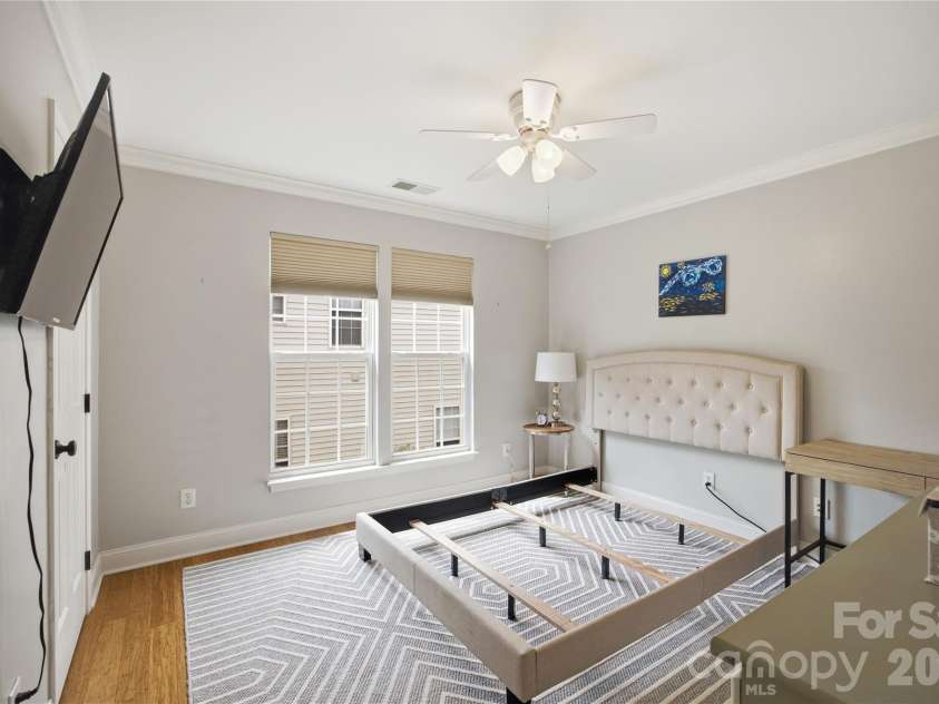 10010 Spring Park Drive, Charlotte, NC 28269.  MLS# CAR4386644, YatesRealty ID 27141. 
