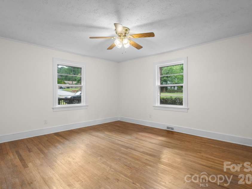 102 Ann Street, Morganton, NC 28655.  MLS# CAR4386454, YatesRealty ID 27143. 