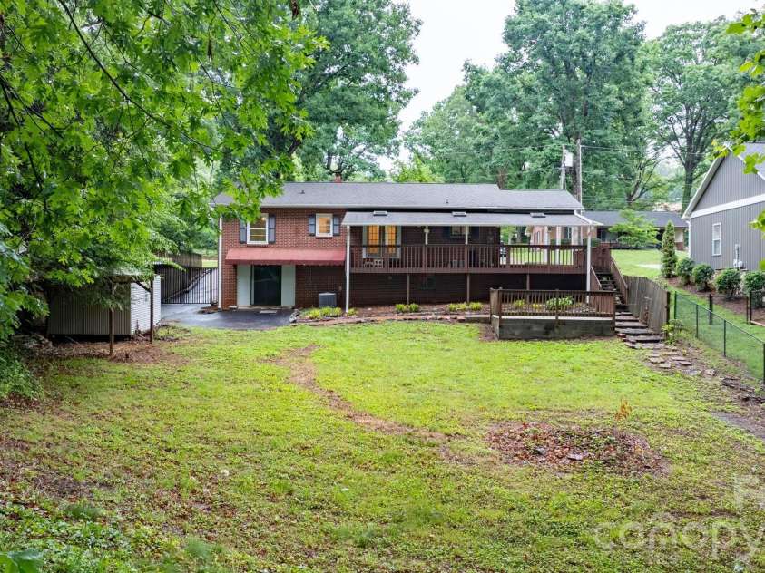 102 Ann Street, Morganton, NC 28655.  MLS# CAR4386454, YatesRealty ID 27143. 