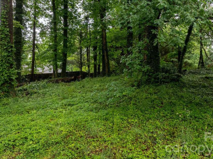 102 Ann Street, Morganton, NC 28655.  MLS# CAR4386454, YatesRealty ID 27143. 