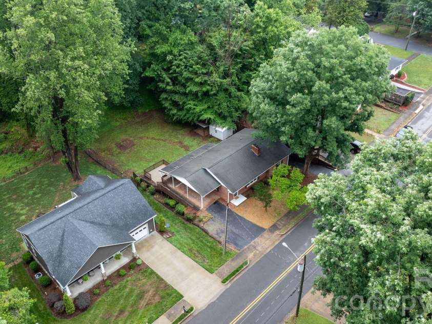 102 Ann Street, Morganton, NC 28655.  MLS# CAR4386454, YatesRealty ID 27143. 