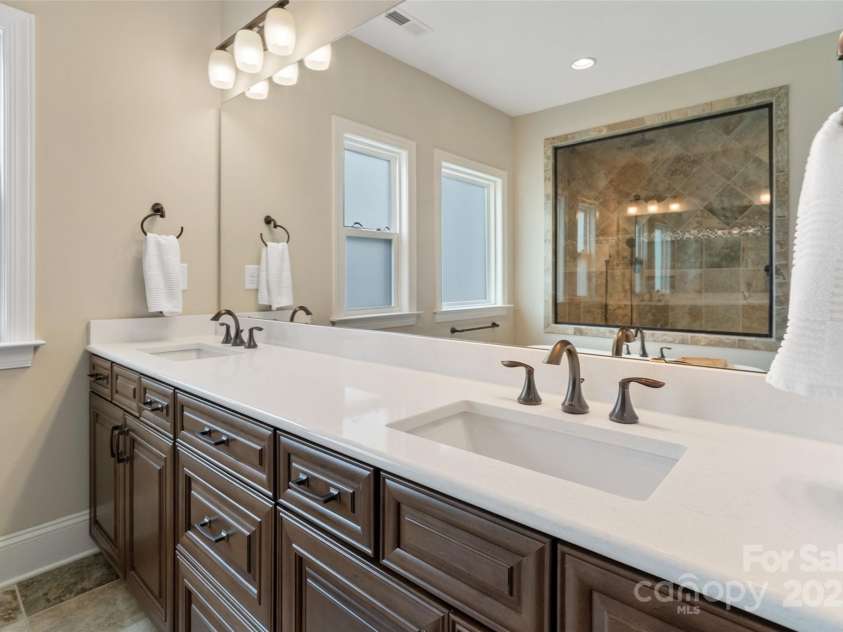 2233 Brandybuck Court, Fort Mill, SC 29715.  MLS# CAR4278521, YatesRealty ID 27144. 