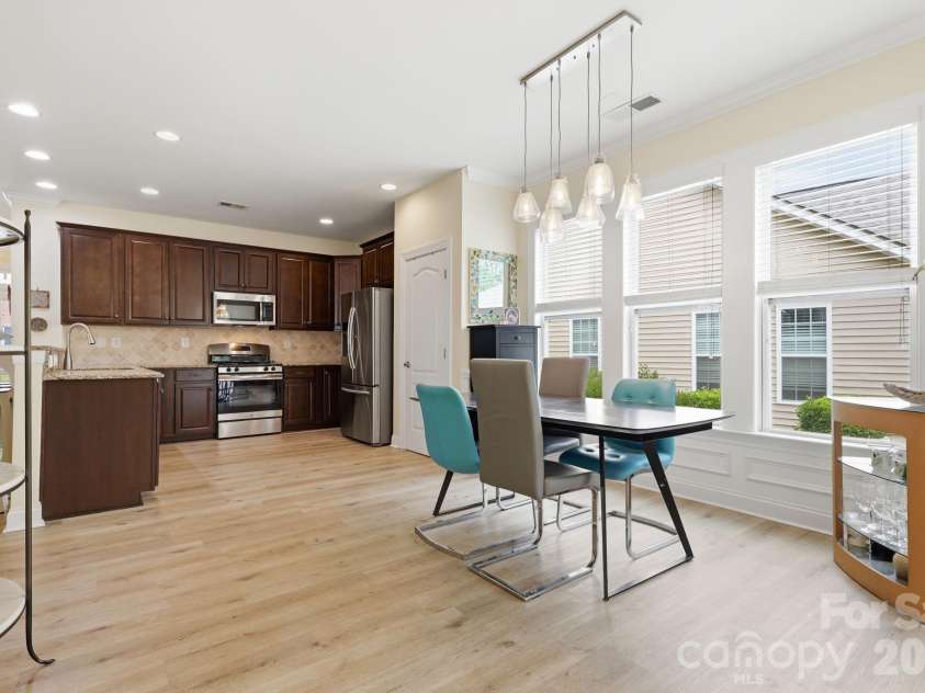 18006 Coulter Parkway, Cornelius, NC 28031.  MLS# CAR4381052, YatesRealty ID 27145. 