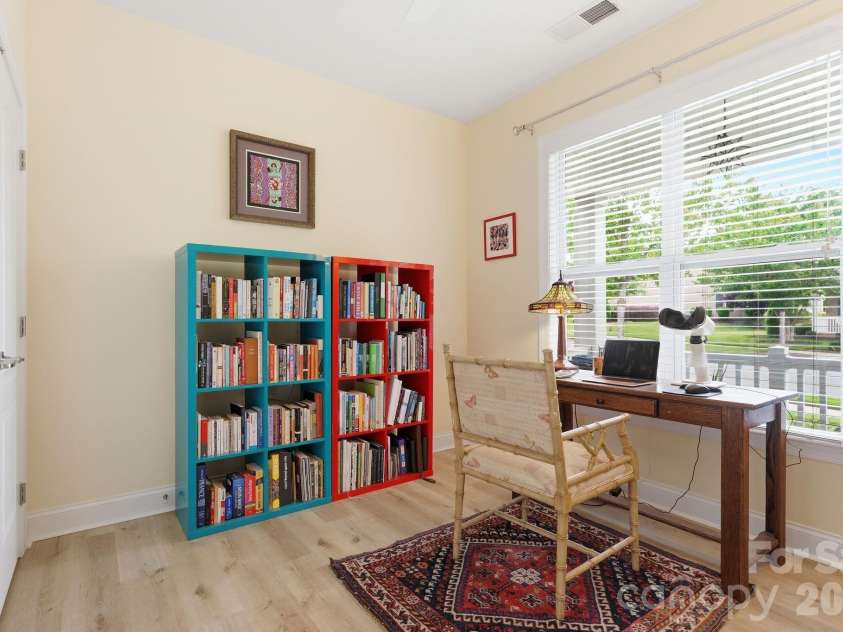 18006 Coulter Parkway, Cornelius, NC 28031.  MLS# CAR4381052, YatesRealty ID 27145. 