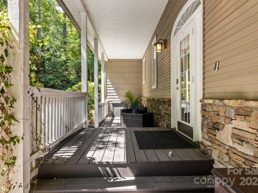 201 Cedar Mountain Road, Asheville, NC 28803.  MLS# CAR4281468, YatesRealty ID 27145. Covered Front porch