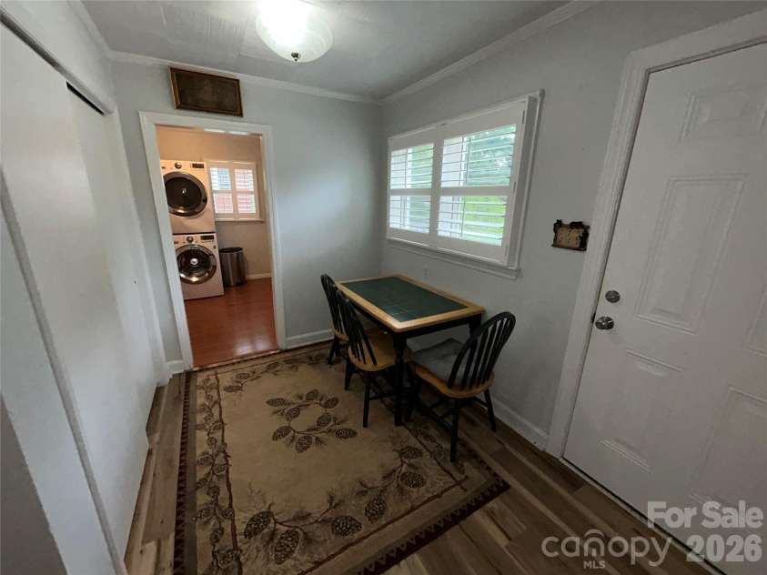110 9th Street, Black Mountain, NC 28711.  MLS# CAR4371582, YatesRealty ID 27147. 