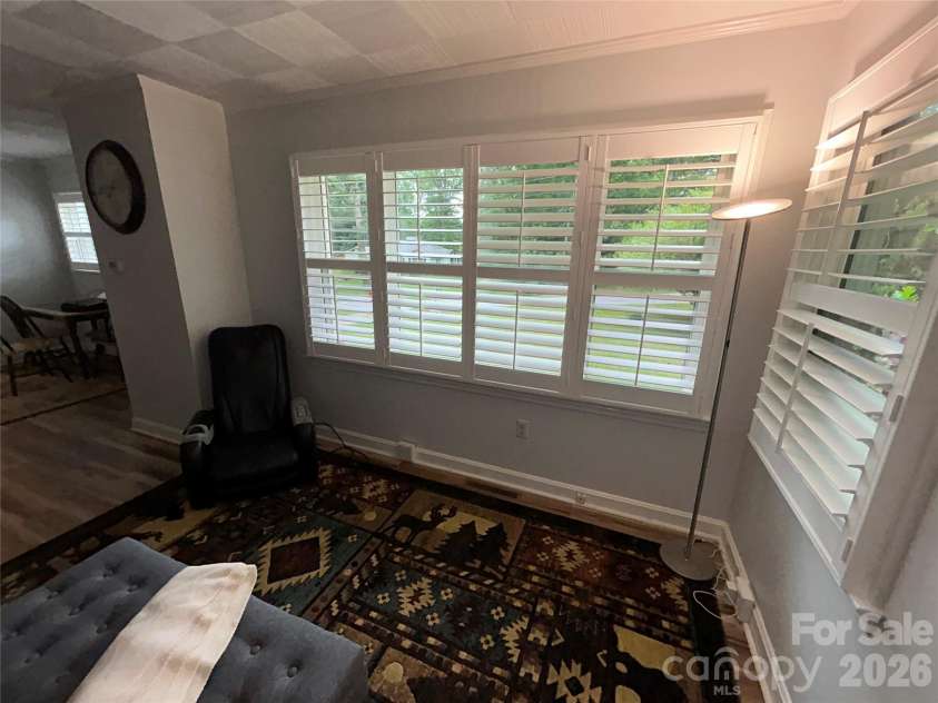 110 9th Street, Black Mountain, NC 28711.  MLS# CAR4371582, YatesRealty ID 27147. 