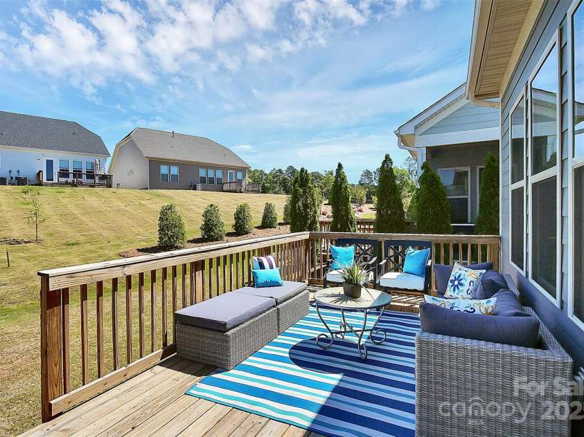 16012 Tulloch Road, Charlotte, NC 28278.  MLS# CAR4251911, YatesRealty ID 27147. 