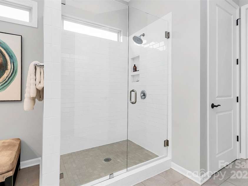 16012 Tulloch Road, Charlotte, NC 28278.  MLS# CAR4251911, YatesRealty ID 27147. Primary bathroom