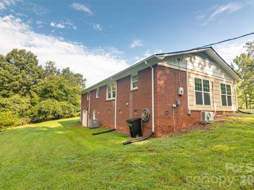 156 Eskimo Drive, Bostic, NC 28018.  MLS# CAR4412846, YatesRealty ID 27148. 