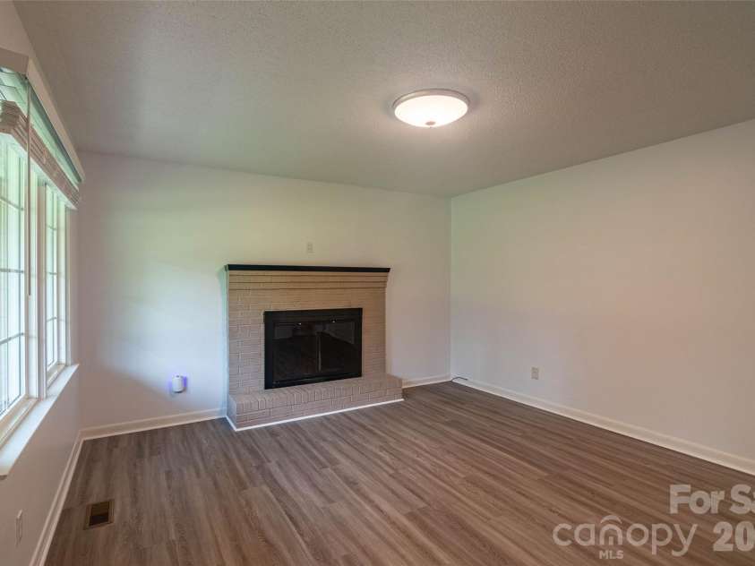 156 Eskimo Drive, Bostic, NC 28018.  MLS# CAR4412846, YatesRealty ID 27148. 