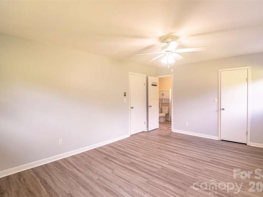156 Eskimo Drive, Bostic, NC 28018.  MLS# CAR4412846, YatesRealty ID 27148. 