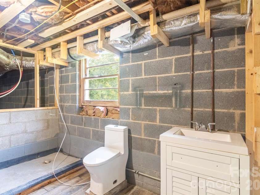 156 Eskimo Drive, Bostic, NC 28018.  MLS# CAR4412846, YatesRealty ID 27148. 