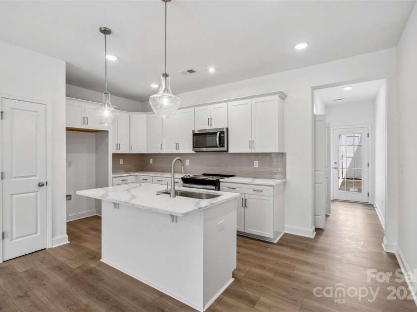 143 Cherry Springs Lane, Asheville, NC 28804.  MLS# CAR4211007, YatesRealty ID 27149. 