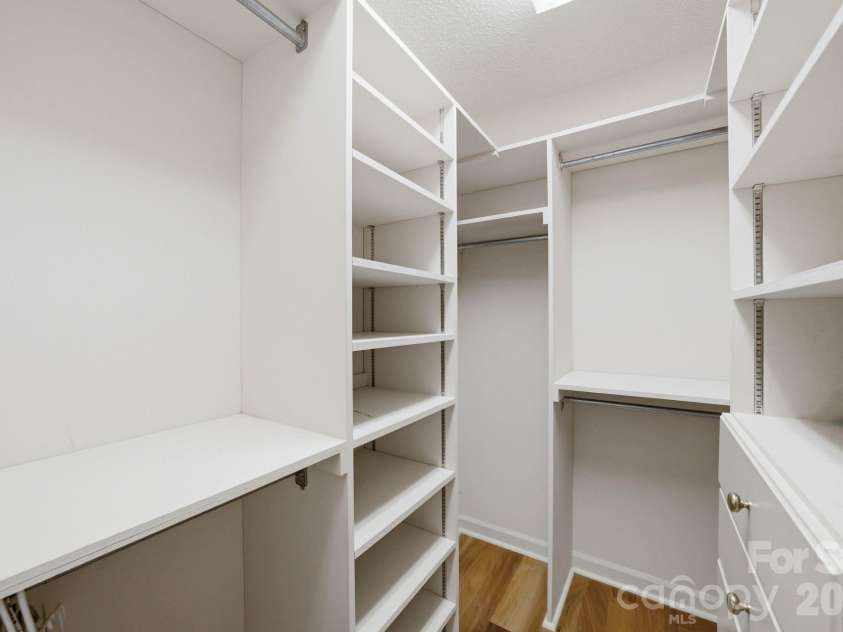 3725 Kingfisher Lane, Terrell, NC 28682.  MLS# CAR4375758, YatesRealty ID 27150. 2nd primary closet