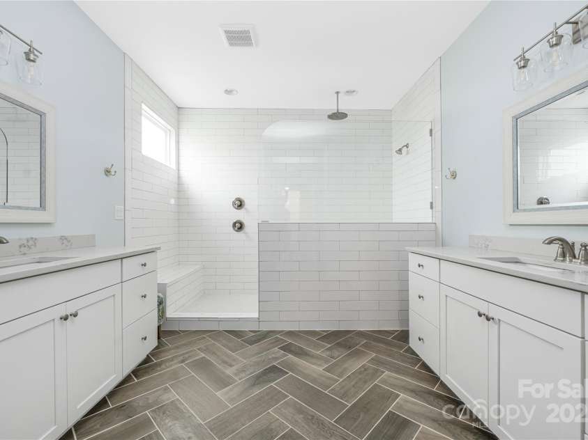 11020 Vanguard Parkway, Huntersville, NC 28078.  MLS# CAR4275548, YatesRealty ID 27151. 