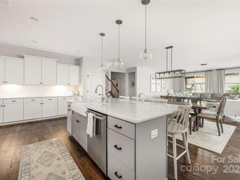 11020 Vanguard Parkway, Huntersville, NC 28078.  MLS# CAR4275548, YatesRealty ID 27151. 