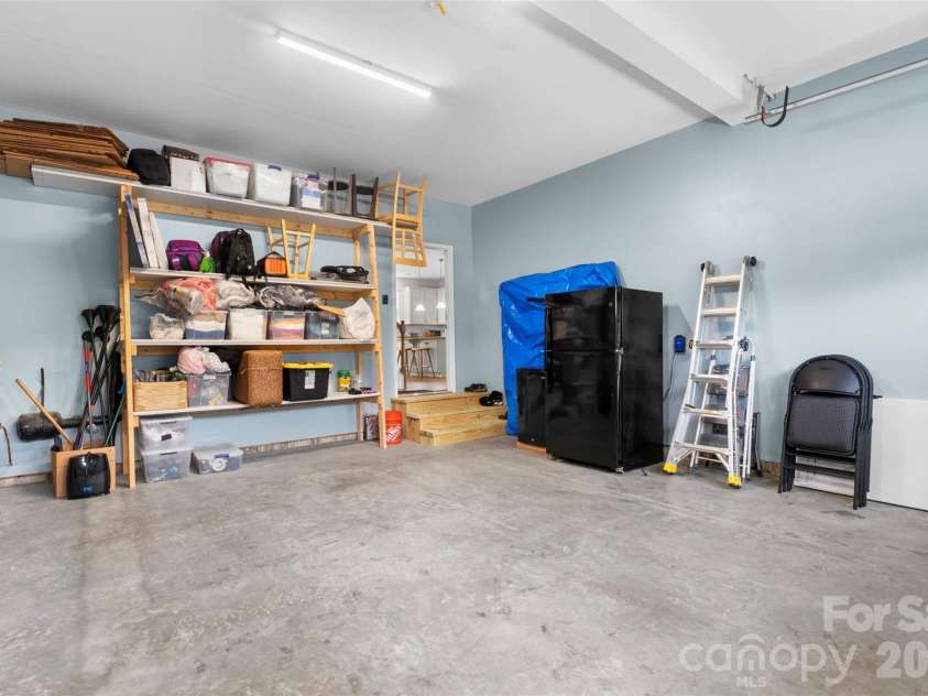 497 Mahogany Drive, Thomasville, NC 27360.  MLS# CAR4388414, YatesRealty ID 27152. Garage