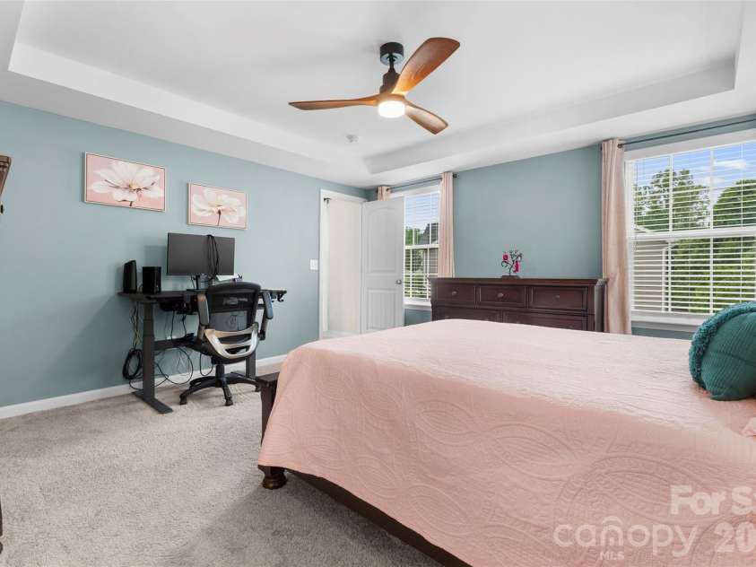 497 Mahogany Drive, Thomasville, NC 27360.  MLS# CAR4388414, YatesRealty ID 27152. Primary Bedroom