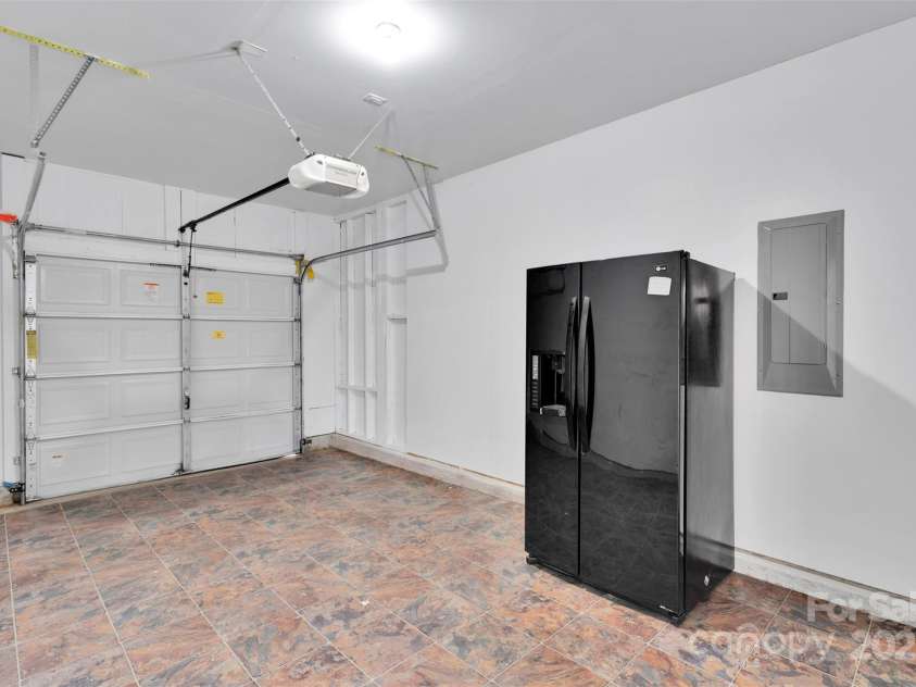 11235 Breezehill Lane, Charlotte, NC 28262.  MLS# CAR4279387, YatesRealty ID 27153. 