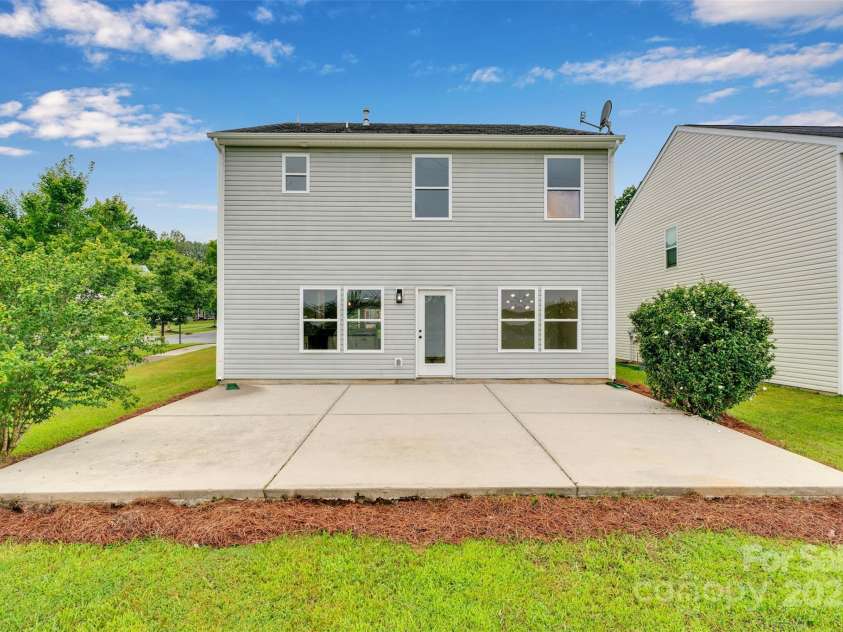 11235 Breezehill Lane, Charlotte, NC 28262.  MLS# CAR4279387, YatesRealty ID 27153. 