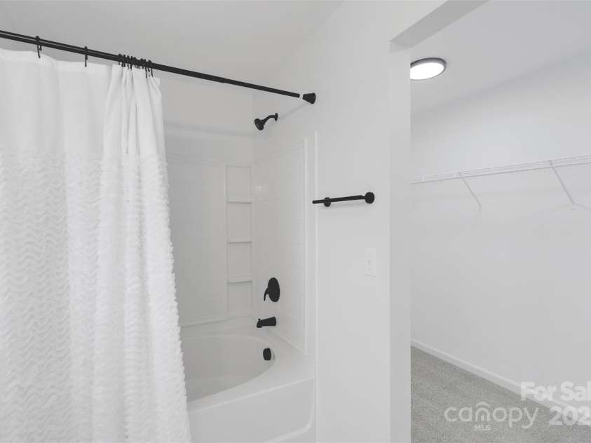 11235 Breezehill Lane, Charlotte, NC 28262.  MLS# CAR4279387, YatesRealty ID 27153. 