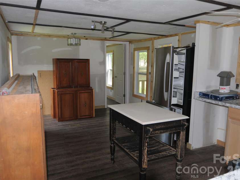 4227 KENT Street, Maiden, NC 28650.  MLS# CAR4385905, YatesRealty ID 27154. 