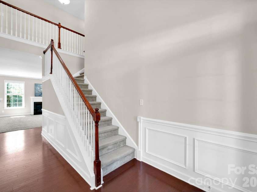 5072 Gladiola Way, Tega Cay, SC 29708.  MLS# CAR4370676, YatesRealty ID 27155. 