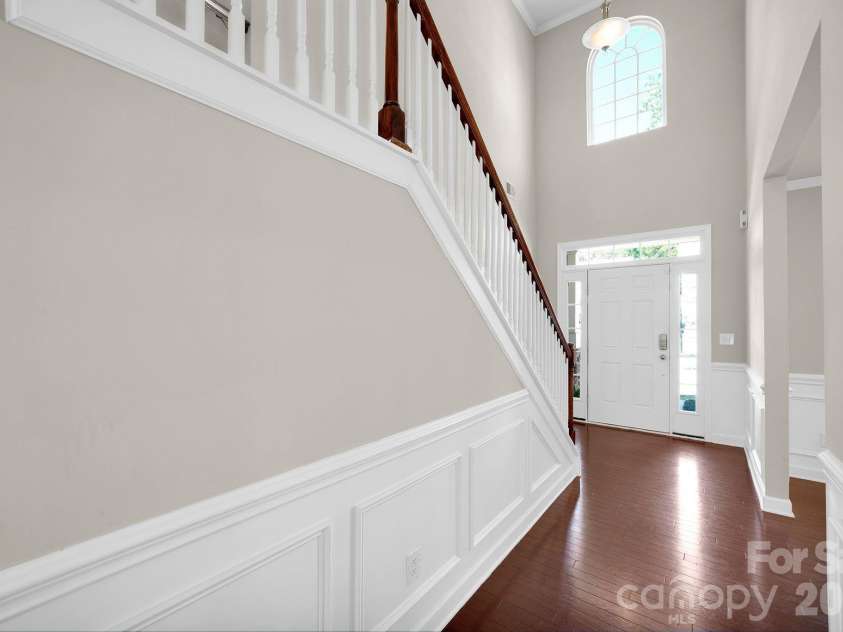 5072 Gladiola Way, Tega Cay, SC 29708.  MLS# CAR4370676, YatesRealty ID 27155. 