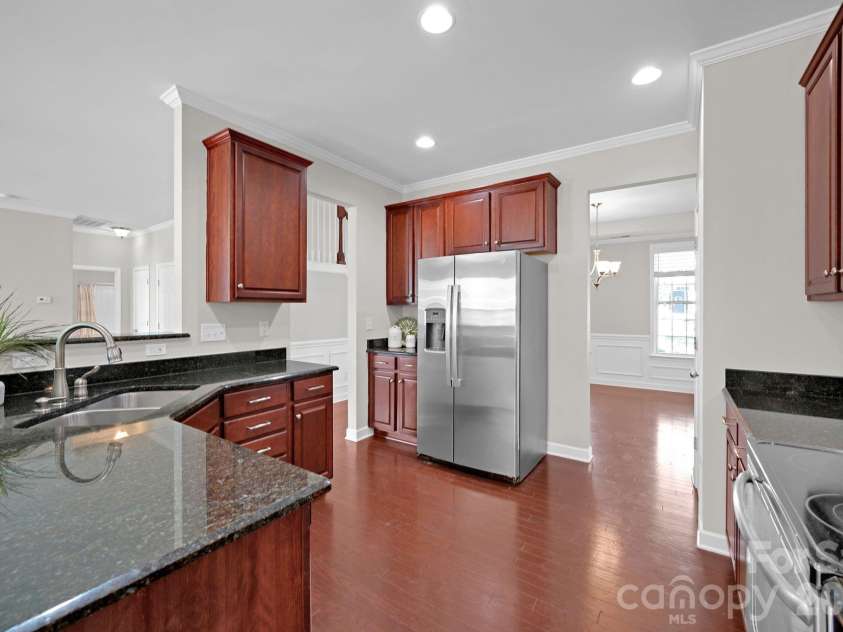 5072 Gladiola Way, Tega Cay, SC 29708.  MLS# CAR4370676, YatesRealty ID 27155. 