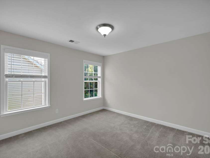 5072 Gladiola Way, Tega Cay, SC 29708.  MLS# CAR4370676, YatesRealty ID 27155. 