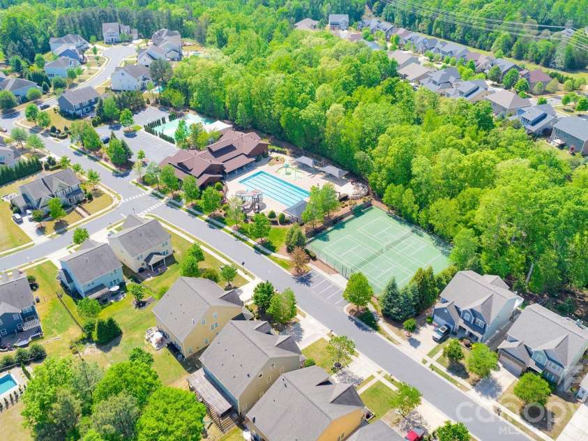 5072 Gladiola Way, Tega Cay, SC 29708.  MLS# CAR4370676, YatesRealty ID 27155. 