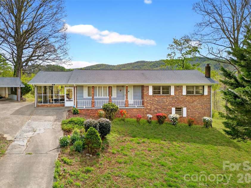 82 Landis Road, Marion, NC 28752.  MLS# CAR4366770, YatesRealty ID 27156. 