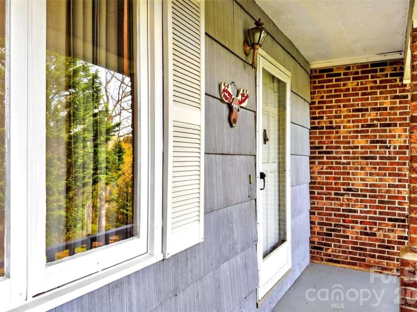 82 Landis Road, Marion, NC 28752.  MLS# CAR4366770, YatesRealty ID 27156. 