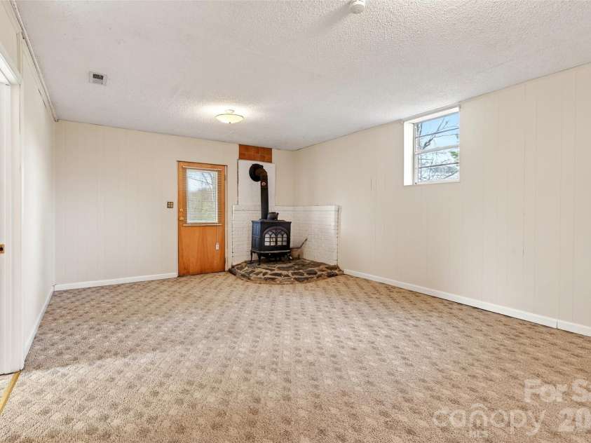82 Landis Road, Marion, NC 28752.  MLS# CAR4366770, YatesRealty ID 27156. 