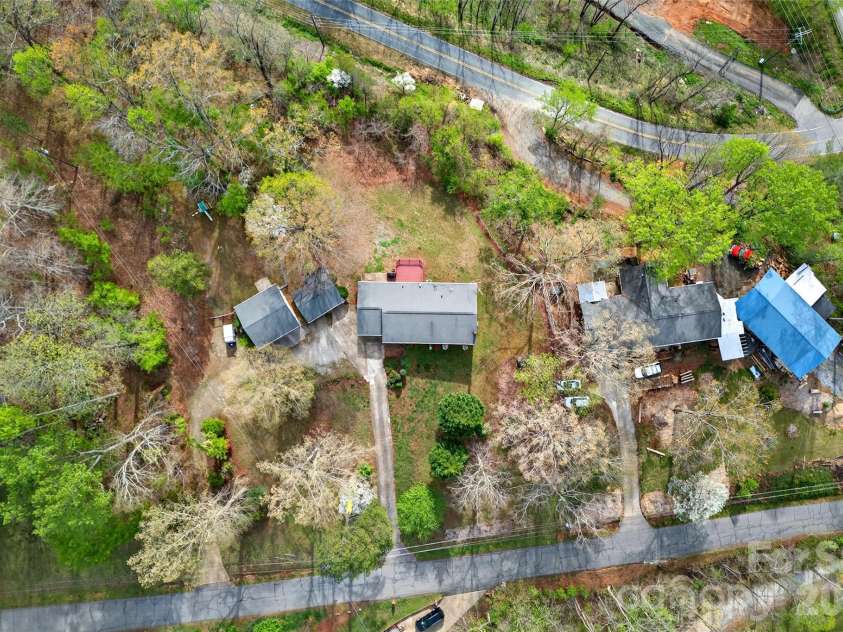 82 Landis Road, Marion, NC 28752.  MLS# CAR4366770, YatesRealty ID 27156. 