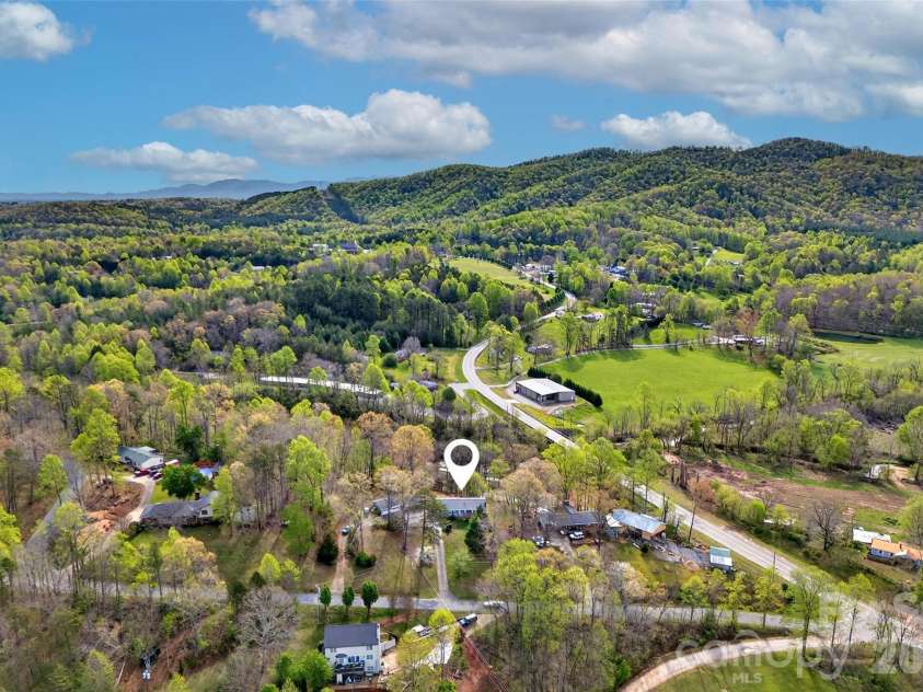 82 Landis Road, Marion, NC 28752.  MLS# CAR4366770, YatesRealty ID 27156. 