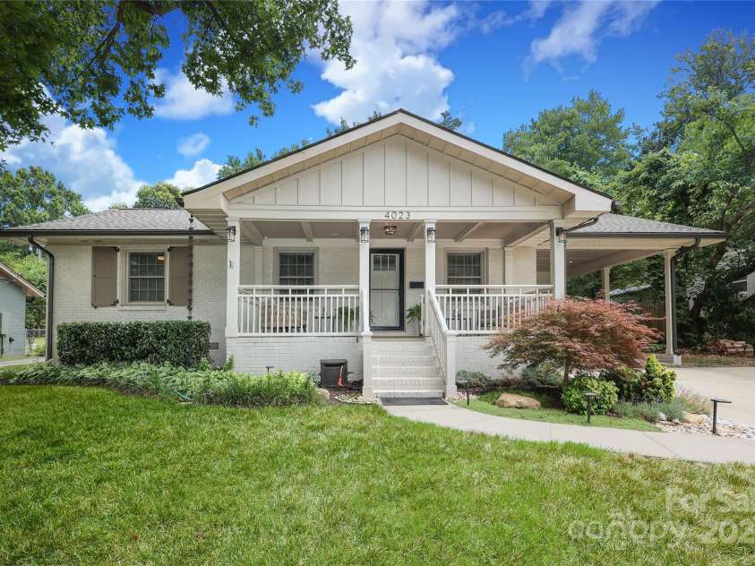4023 Abbeydale Drive, Charlotte, NC 28205.  MLS# CAR4277087, YatesRealty ID 27157. 
