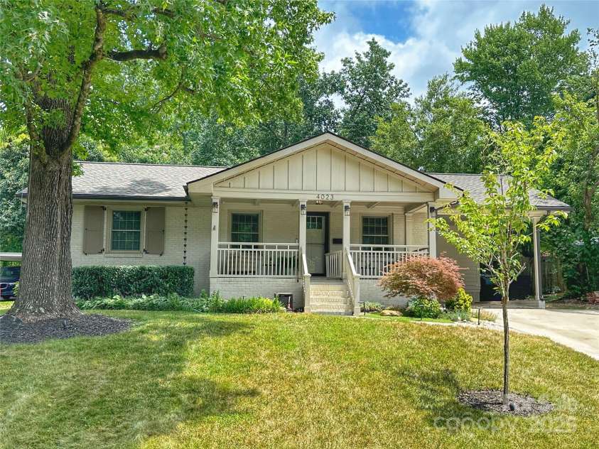 4023 Abbeydale Drive, Charlotte, NC 28205.  MLS# CAR4277087, YatesRealty ID 27157. 