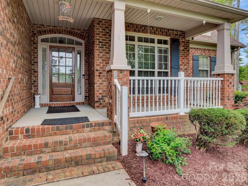 2005 Brookhollow Court, Indian Trail, NC 28079.  MLS# CAR4367033, YatesRealty ID 27158. 