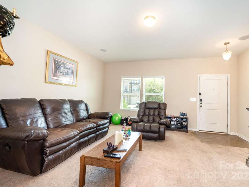 834 Von Buren Boulevard, Rock Hill, SC 29730.  MLS# CAR4273947, YatesRealty ID 27158. 