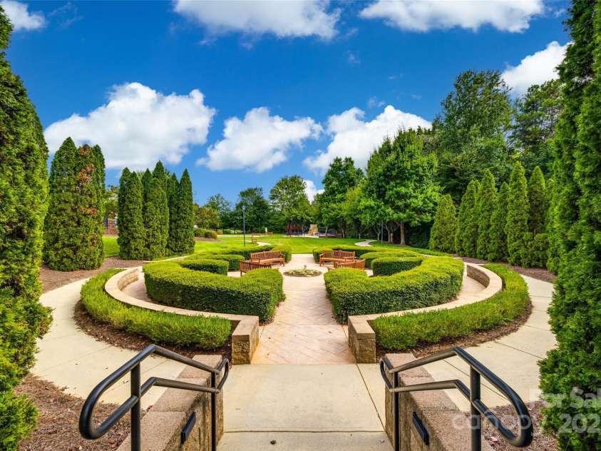 870 Platinum Drive, Fort Mill, SC 29708.  MLS# CAR4272667, YatesRealty ID 27159. 